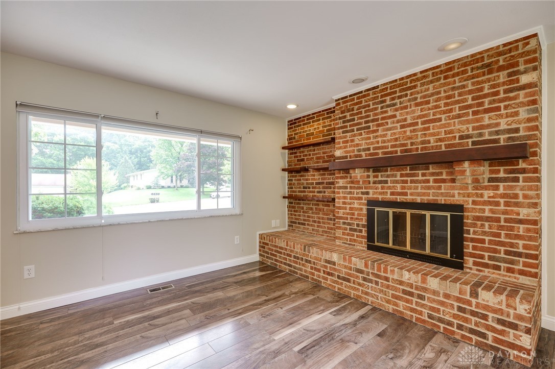 Beavercreek, Ohio 45434, United States, 3 Bedrooms Bedrooms, ,2 BathroomsBathrooms,Residential,Pending,155060