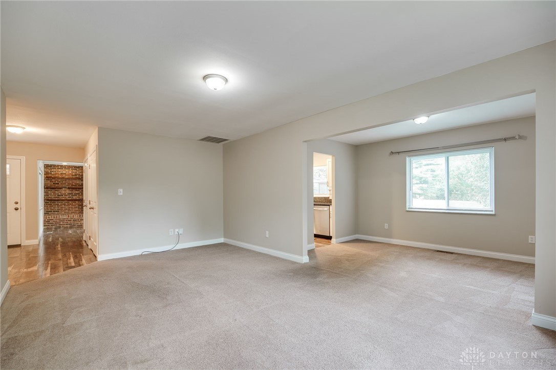 Beavercreek, Ohio 45434, United States, 3 Bedrooms Bedrooms, ,2 BathroomsBathrooms,Residential,Pending,155060