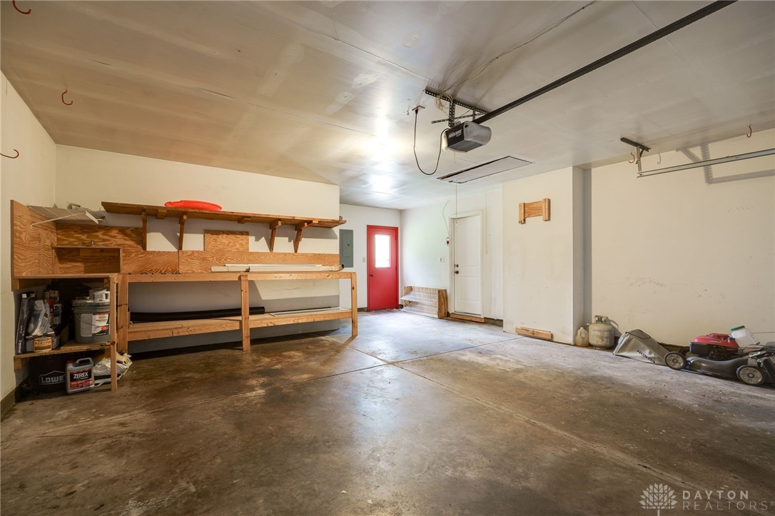 Beavercreek, Ohio 45434, United States, 3 Bedrooms Bedrooms, ,2 BathroomsBathrooms,Residential,Pending,155060