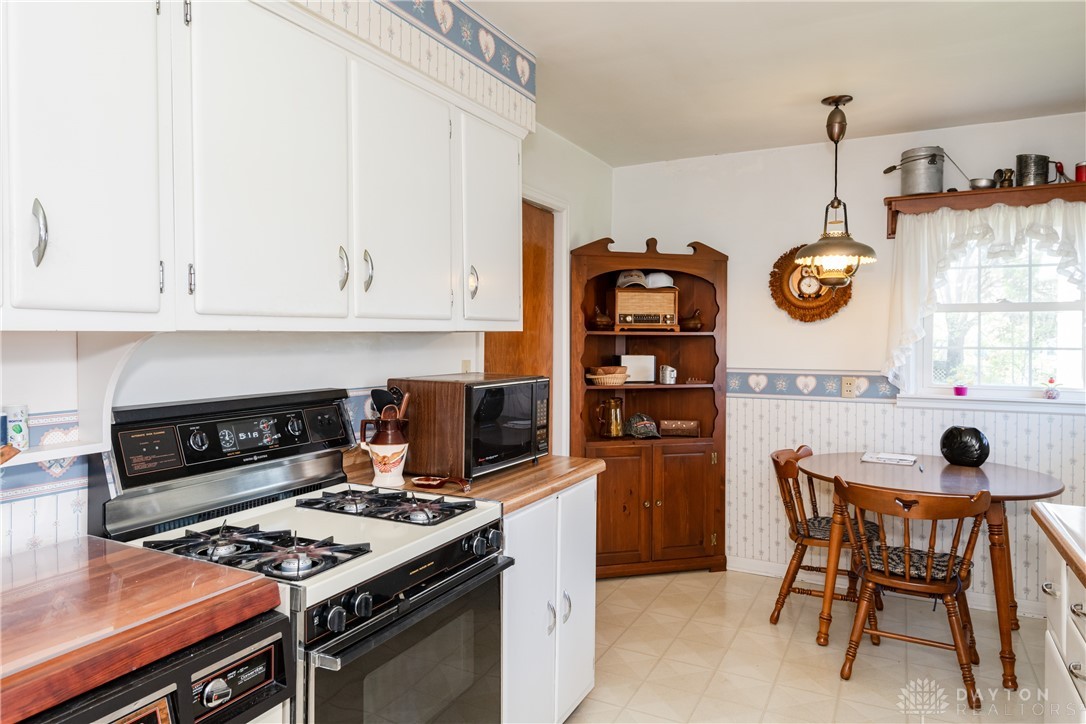 817 Old Mill Road, Springfield, Ohio image 20