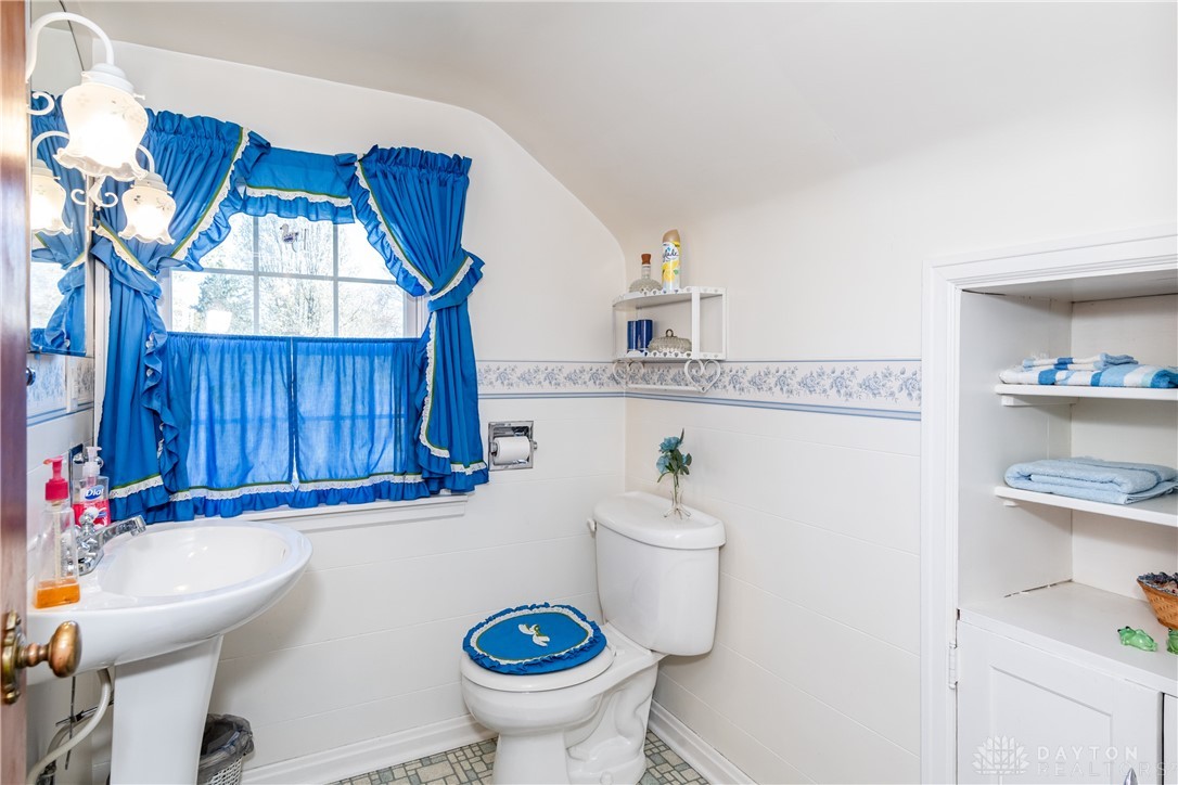 817 Old Mill Road, Springfield, Ohio image 34