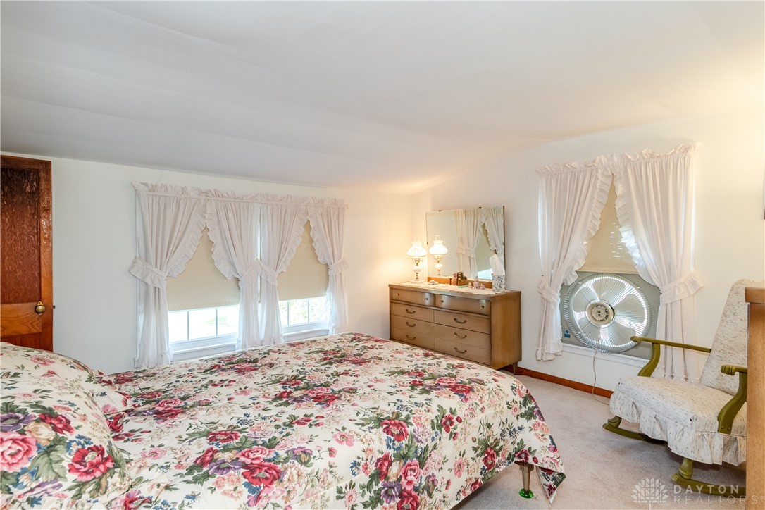 817 Old Mill Road, Springfield, Ohio image 30