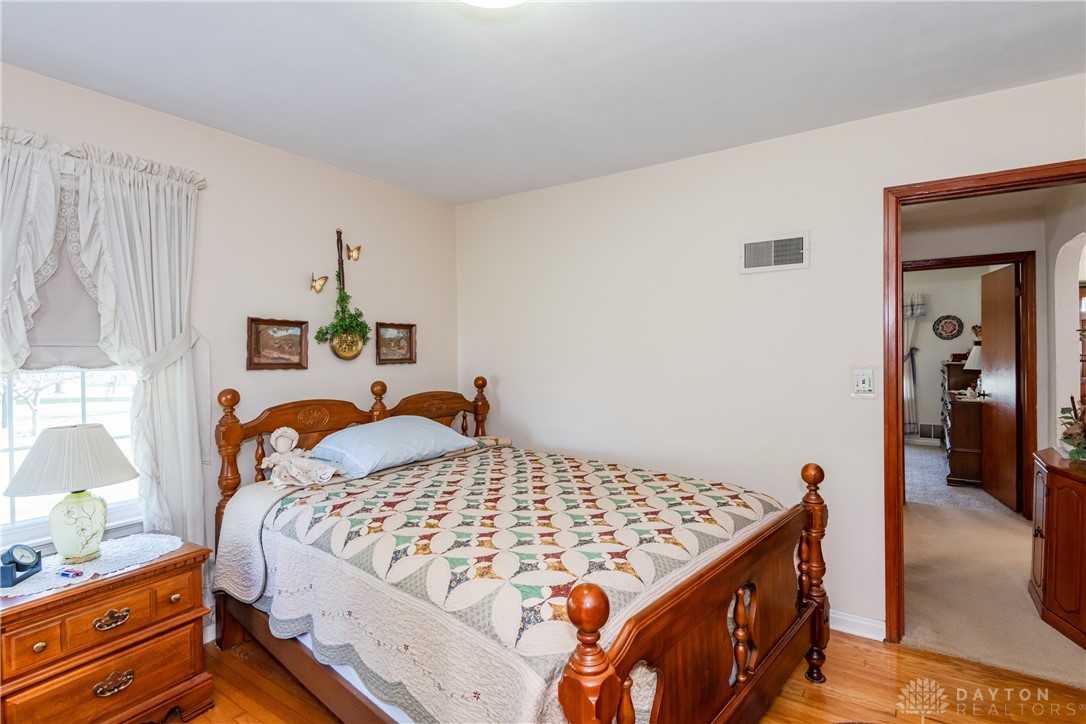 817 Old Mill Road, Springfield, Ohio image 24