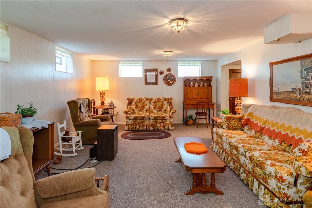817 Old Mill Road, Springfield, Ohio image 42
