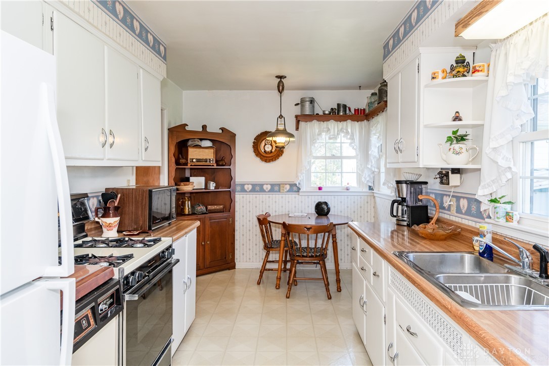 817 Old Mill Road, Springfield, Ohio image 18