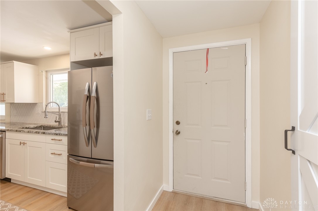 6641 Harshmanville Road, Dayton, Ohio image 4