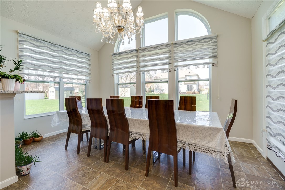 4239 Silver Oak Way, Dayton, Ohio image 12