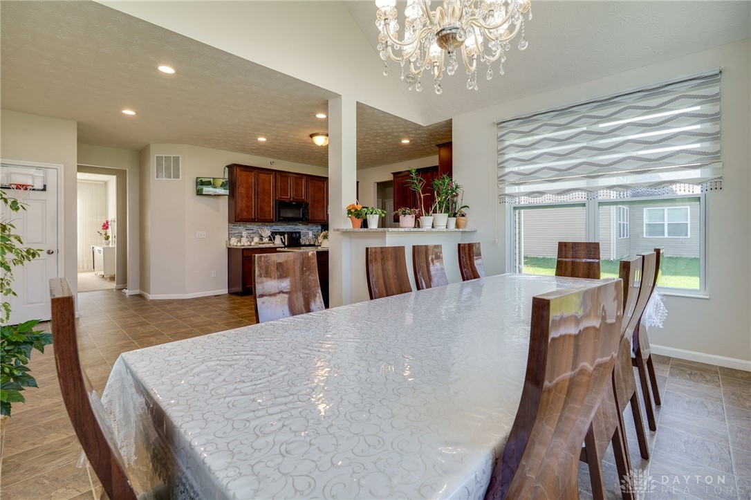 4239 Silver Oak Way, Dayton, Ohio image 13