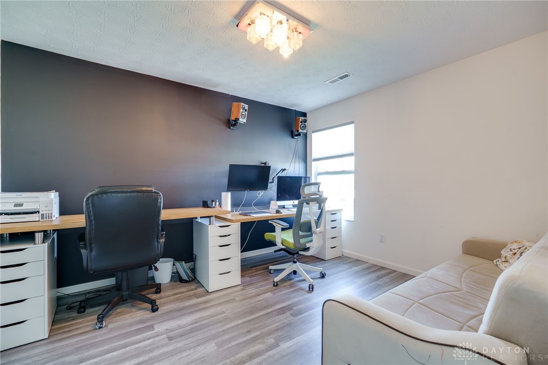 4239 Silver Oak Way, Dayton, Ohio image 24