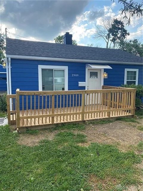 Photo of 2909 Hazelwood Avenue, Dayton, OH 45419 (MLS # 949815)