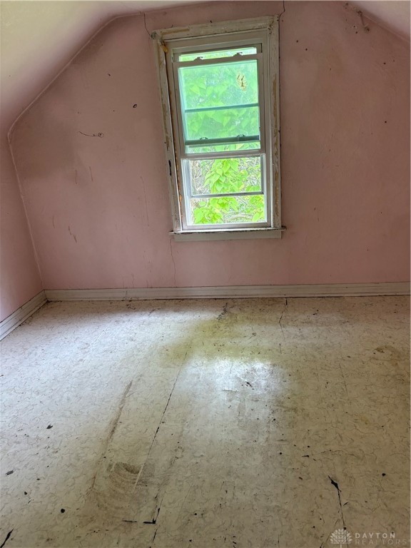 697 Olive Road, Dayton, Ohio image 17