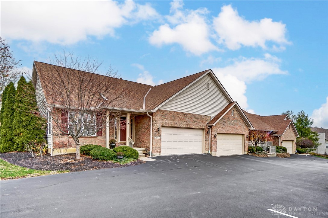 116 Whispering Knolls Court #116, Loveland, Ohio image 3