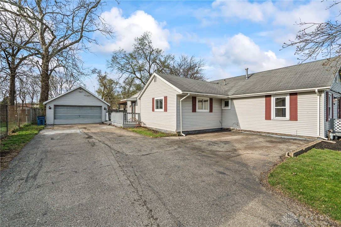3417 Beechgrove Road, Moraine, Ohio image 42