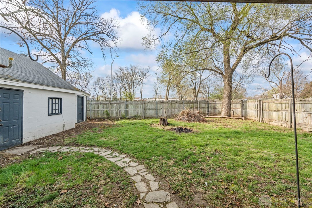 3417 Beechgrove Road, Moraine, Ohio image 39