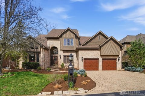 Photo of 1963 Scenic Hills Court, Washington Twp, OH 45459 (MLS # 957005)