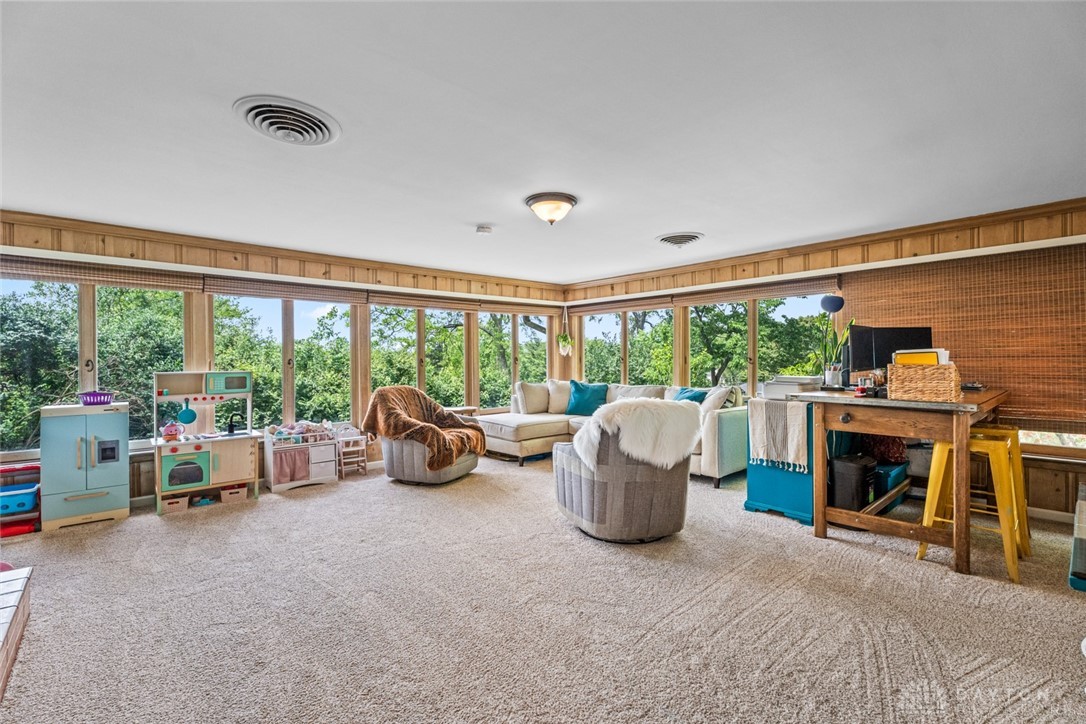 974 Laurelwood Road, Dayton, Ohio image 9