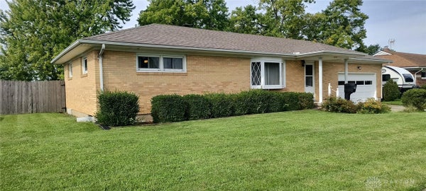 1321 RICHMOOR RD, SPRINGFIELD, OH 45503 - Image 852a6a78ec0e3f4b4fccdf2908a290cd/2296207593