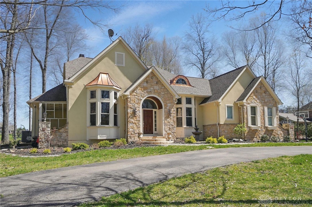 315 Ridgeview Lane