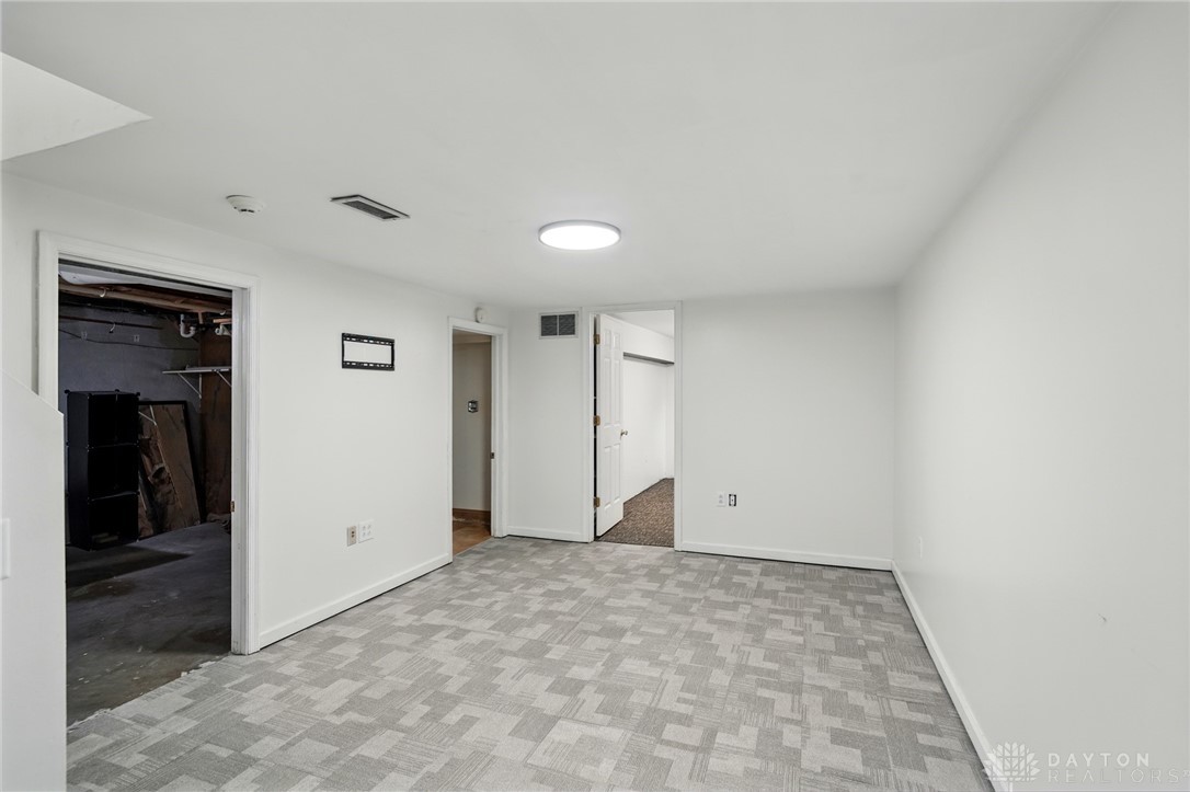 3459 Wellington Drive, Dayton, Ohio image 21