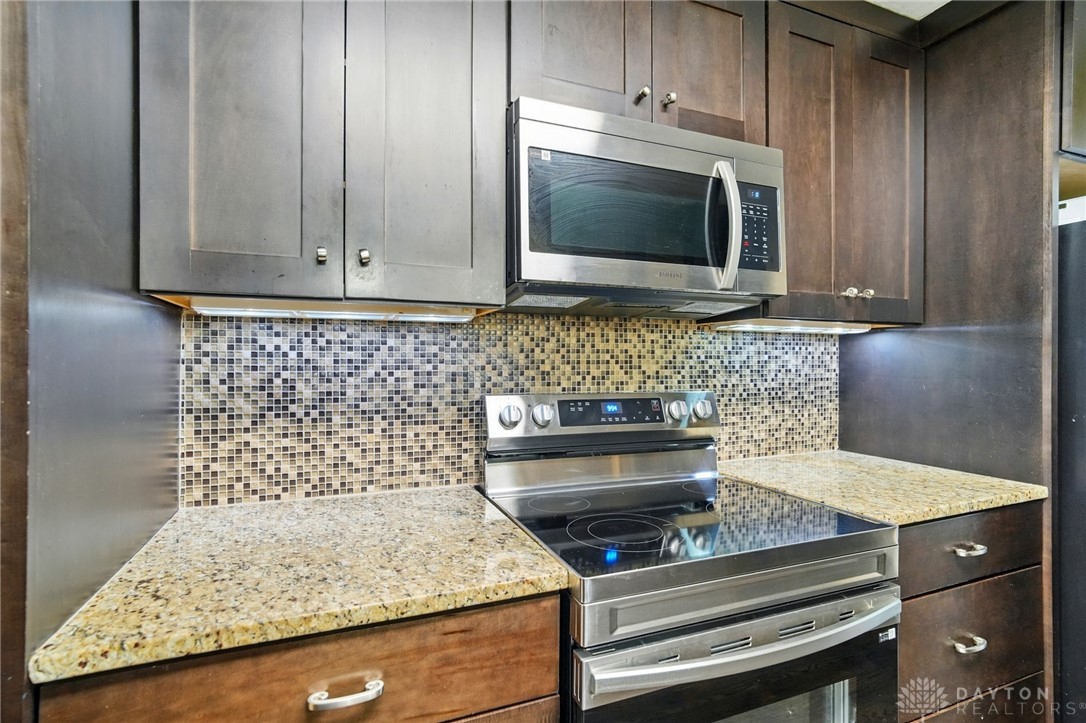 3459 Wellington Drive, Dayton, Ohio image 12