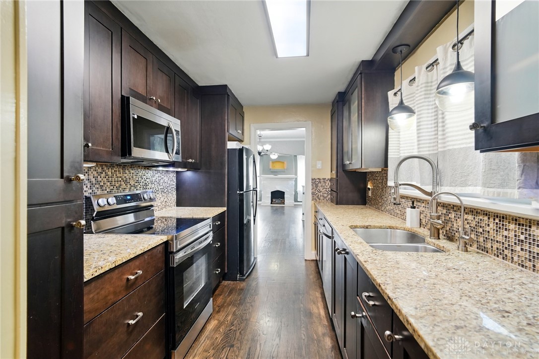 3459 Wellington Drive, Dayton, Ohio image 11