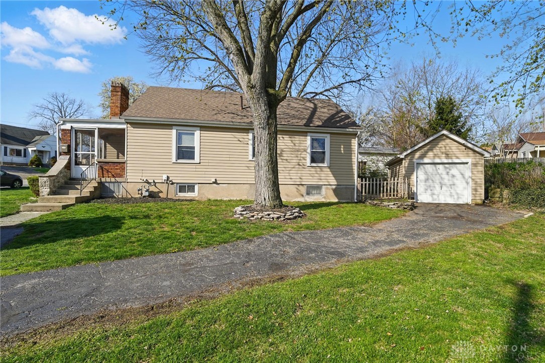 3459 Wellington Drive, Dayton, Ohio image 3