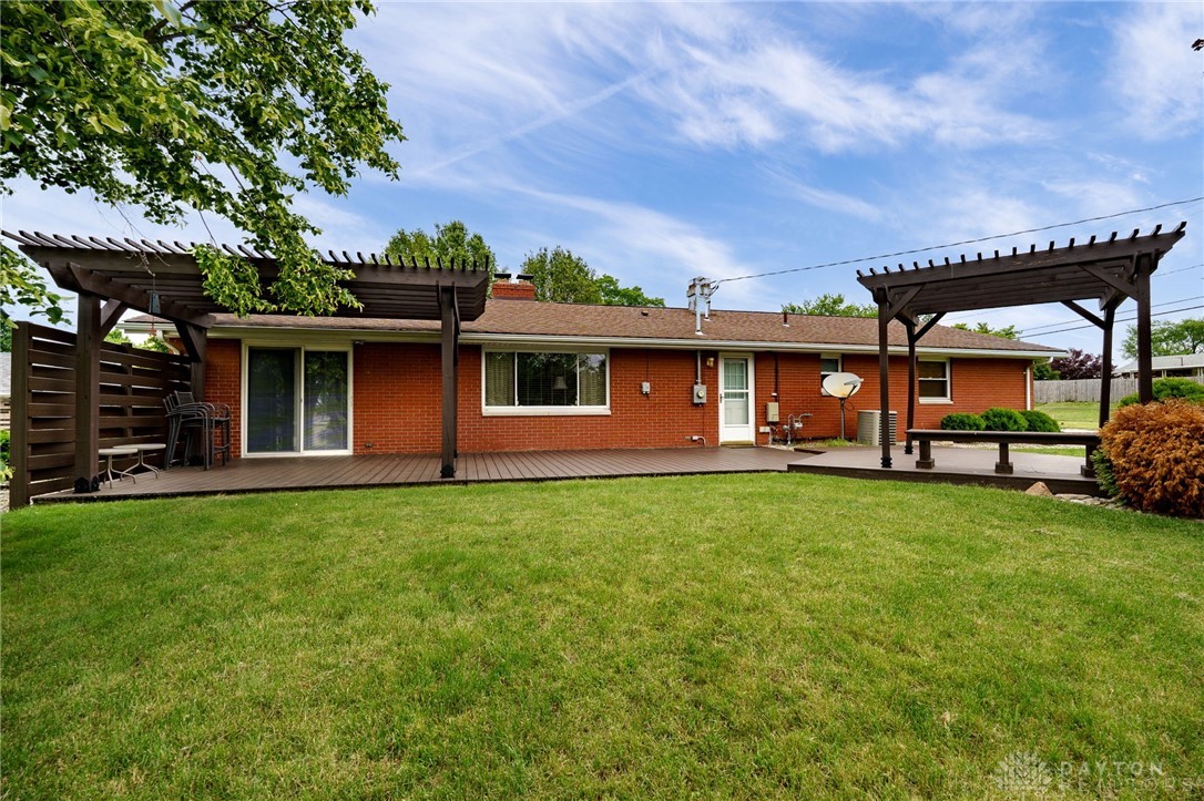 1252 Harmony Lane, Fairborn, Ohio image 35
