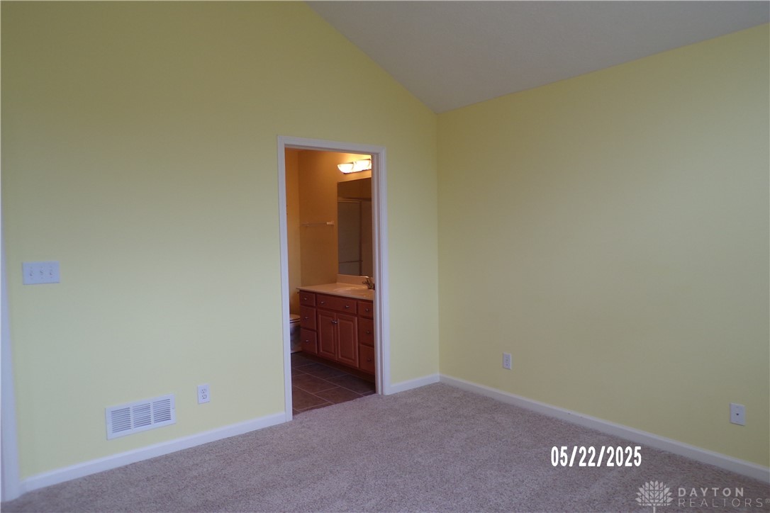 120 Aberdeen Village Drive, Beavercreek, Ohio image 25
