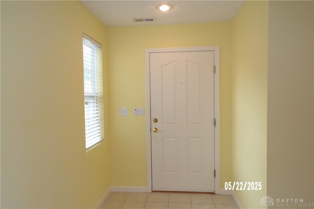120 Aberdeen Village Drive, Beavercreek, Ohio image 6