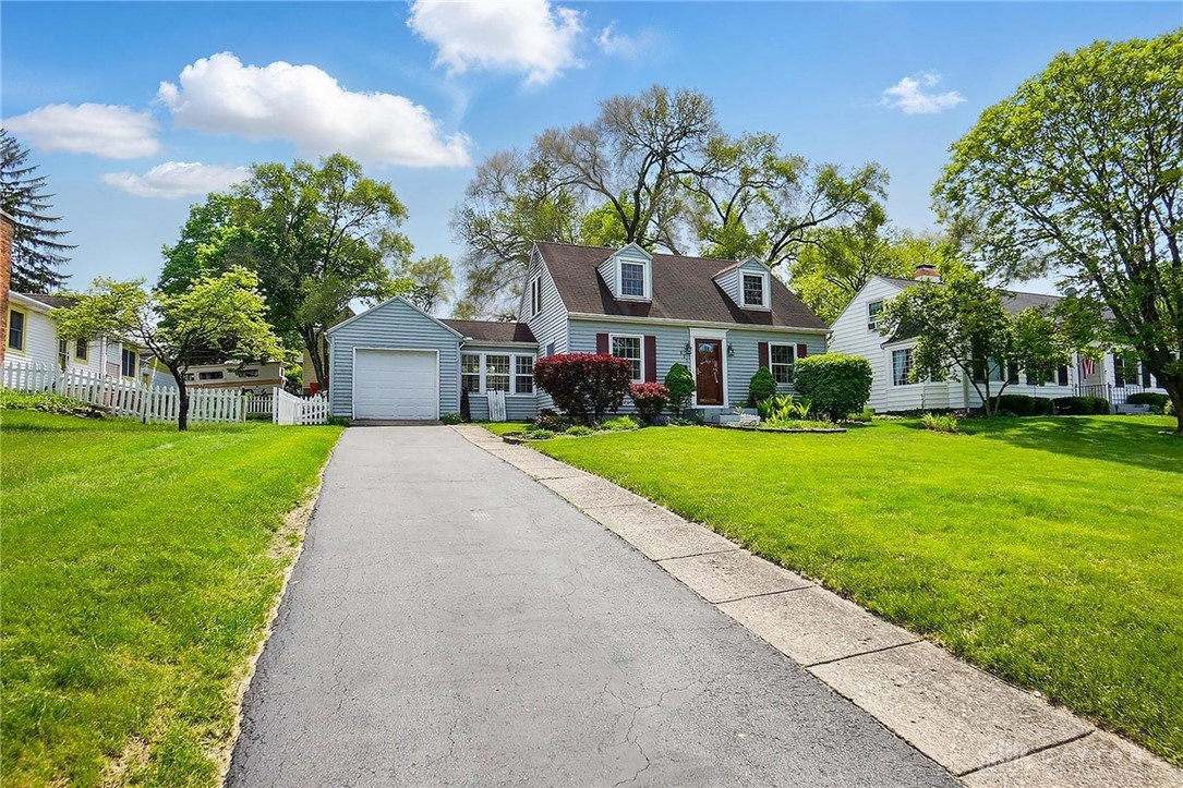811 Tanglewood Drive, Springfield, Ohio image 4