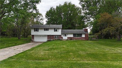 Homes for Sale in Tipp City, OH | Howard Hanna