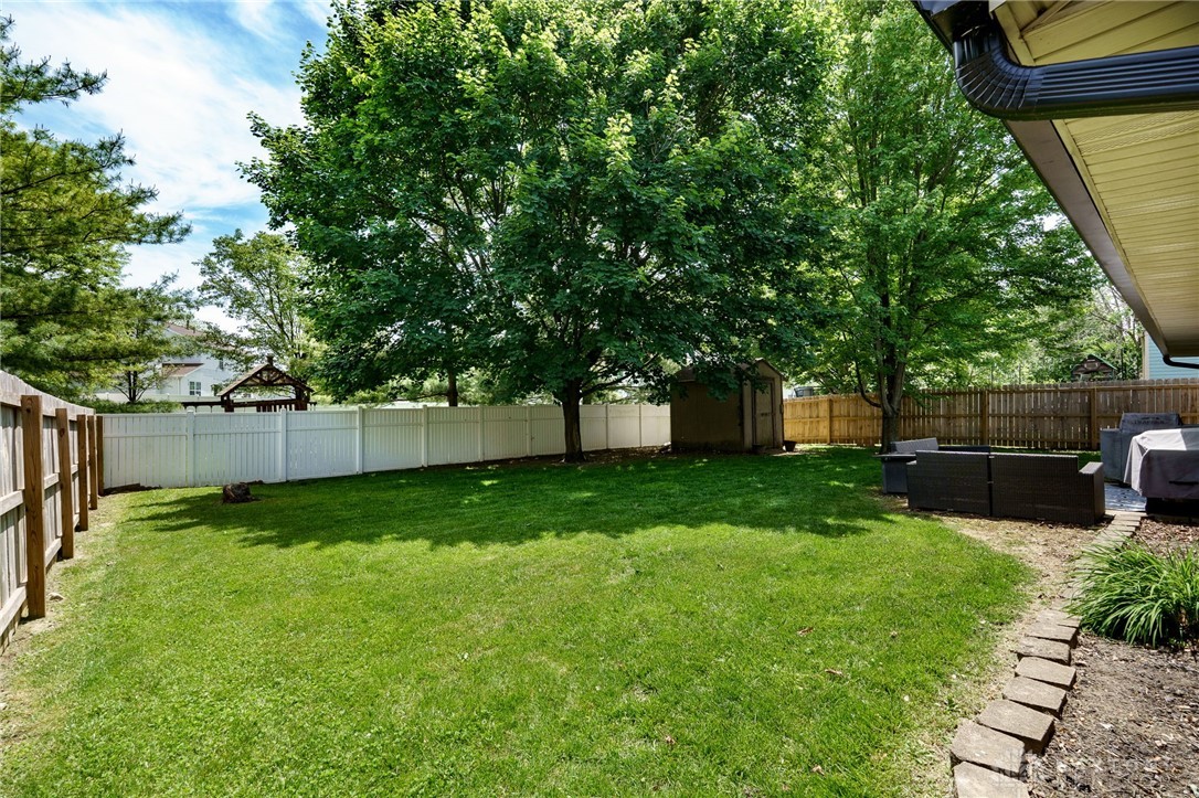 9900 Lincolnshire Road, Miamisburg, Ohio image 36