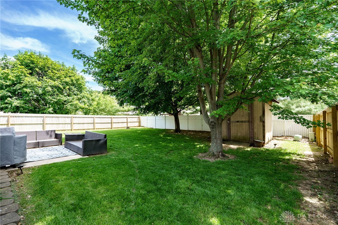 9900 Lincolnshire Road, Miamisburg, Ohio image 32
