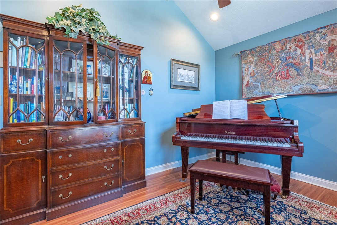 2761 Terraceview Circle, Beavercreek, Ohio image 7