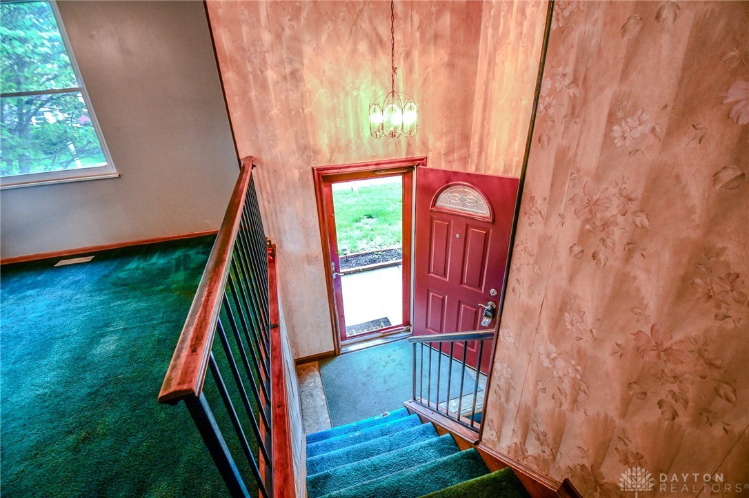 190 Woburn Farm Circle, Union, Ohio image 3