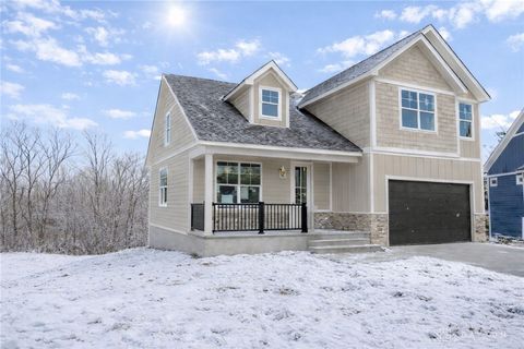 Photo of 6817 Cork Drive, West Chester, OH 45069 (MLS # 949641)