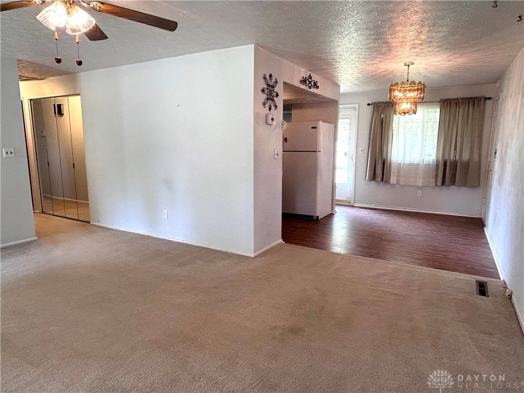 5575 Barnard Drive, Dayton, Ohio image 8