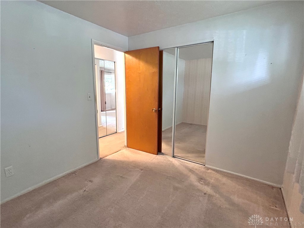 5575 Barnard Drive, Dayton, Ohio image 22