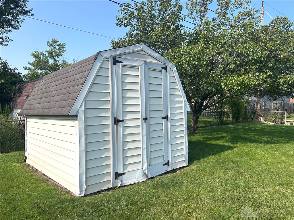 5575 Barnard Drive, Dayton, Ohio image 42