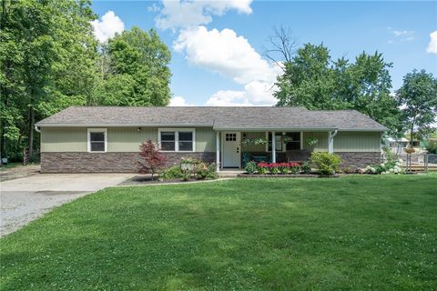 Homes For Sale - 242 N Bickett Road<br/> Greene County, Xenia, OH 45385