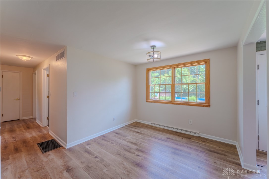 5224 Hughes Court, Springfield, Ohio image 8
