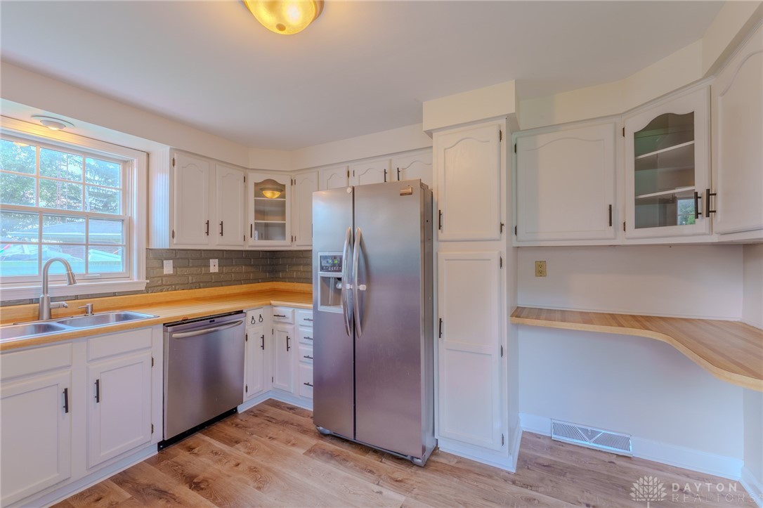 5224 Hughes Court, Springfield, Ohio image 12