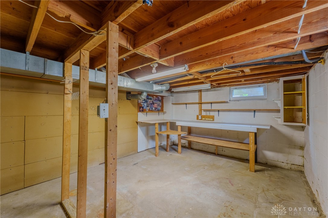 5224 Hughes Court, Springfield, Ohio image 39