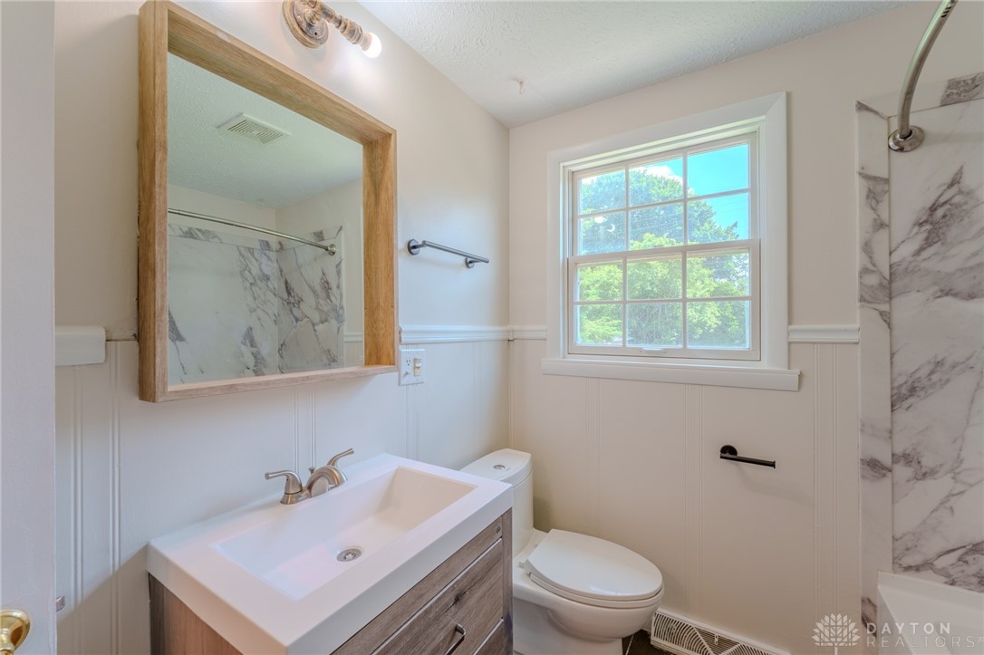 5224 Hughes Court, Springfield, Ohio image 15
