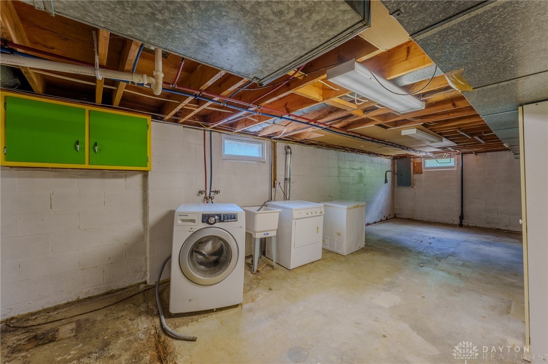 5224 Hughes Court, Springfield, Ohio image 36