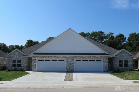 Photo of 957 Winter Ridge Drive, Sidney, OH 45365 (MLS # 925864)
