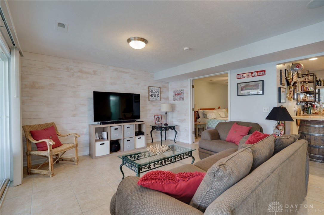 Russells Point, Ohio 43348, United States, 3 Bedrooms Bedrooms, ,3 BathroomsBathrooms,Residential,Active,225624