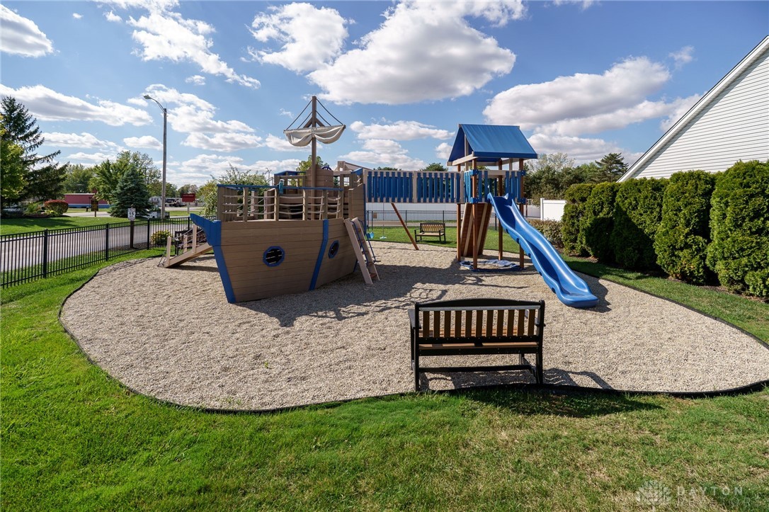 Russells Point, Ohio 43348, United States, 3 Bedrooms Bedrooms, ,3 BathroomsBathrooms,Residential,Active,225624