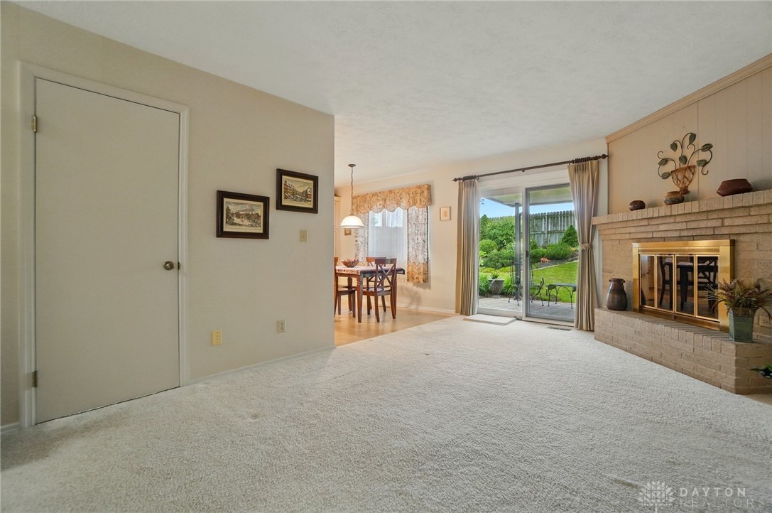 348 Cambridge Drive, Fairborn, Ohio image 10