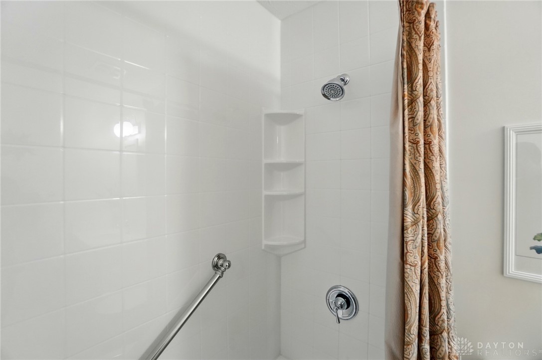 348 Cambridge Drive, Fairborn, Ohio image 43